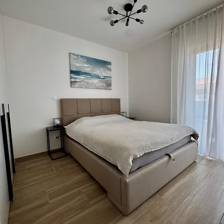 Apartament Navis