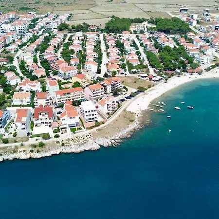 Navis Appartement Povljana